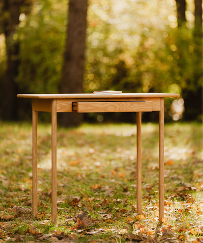Desk NO. 2