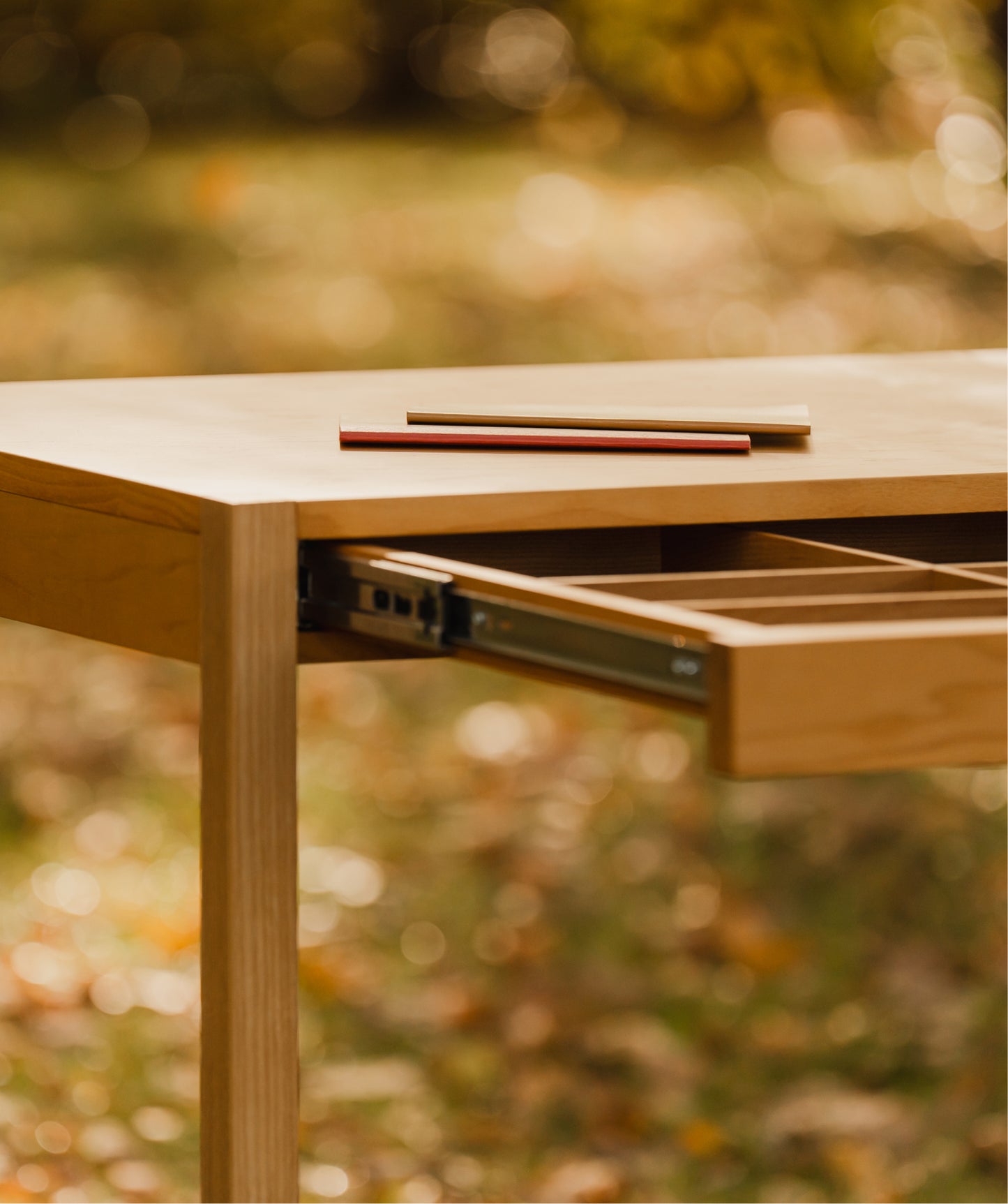 Desk NO. 1
